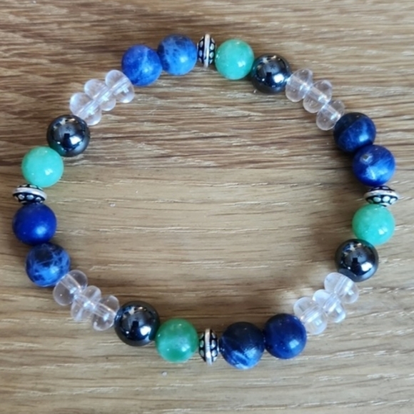 Sodalite, Green Jade & Clear Quartz Bead Stretch Hand Crafted Bracelet - Picture 1 of 8
